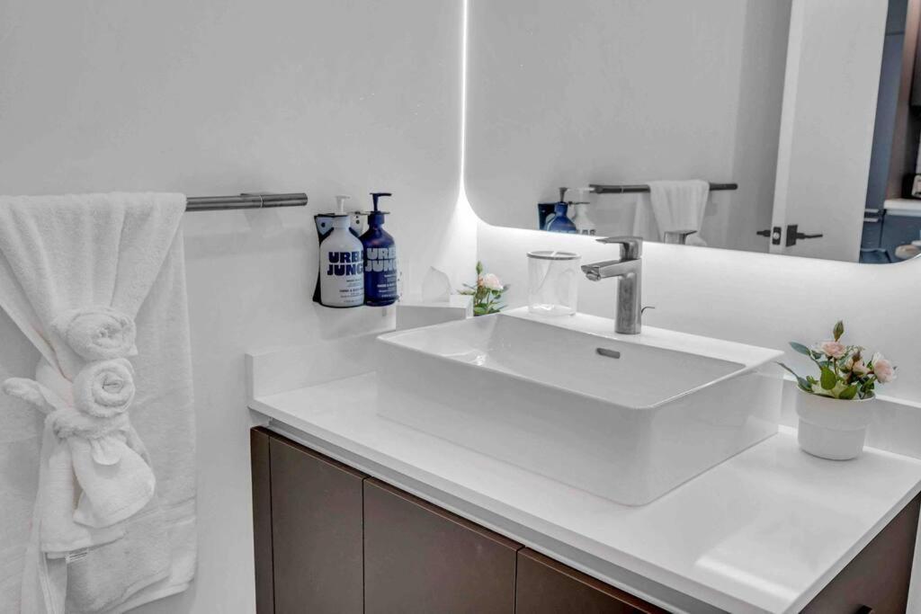 Breathtaking 1Br In The Heart Miami 아파트 외부 사진